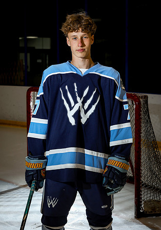 WestK.Wolverines.WHSHL - 012